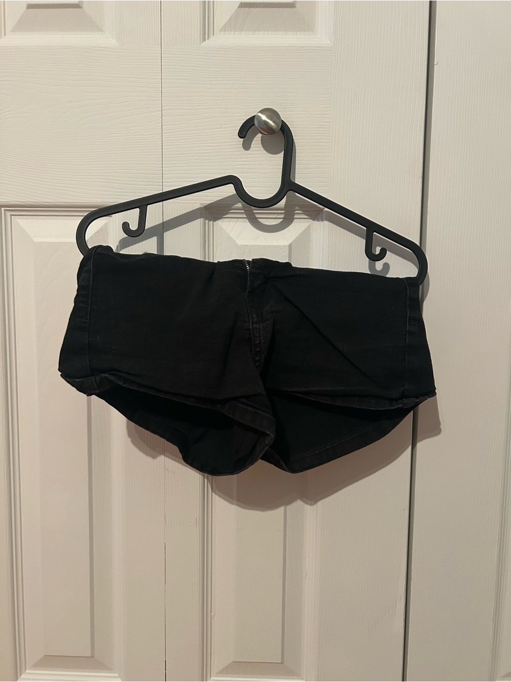 Women's Black Denim Jean Shorts - Classic High-Waist